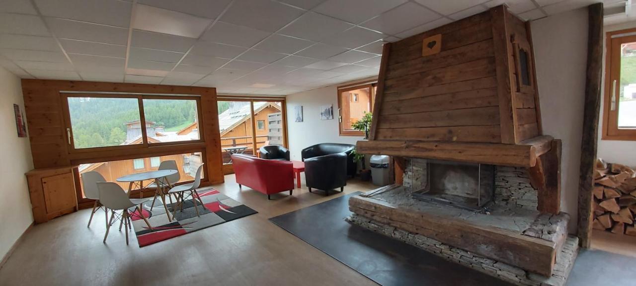 Appartement Locabed Le Hameau Des Ecrins à Puy-Saint-Vincent Extérieur photo
